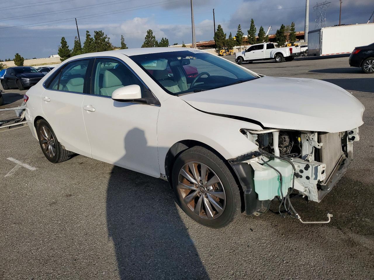 Toyota Camry Xle