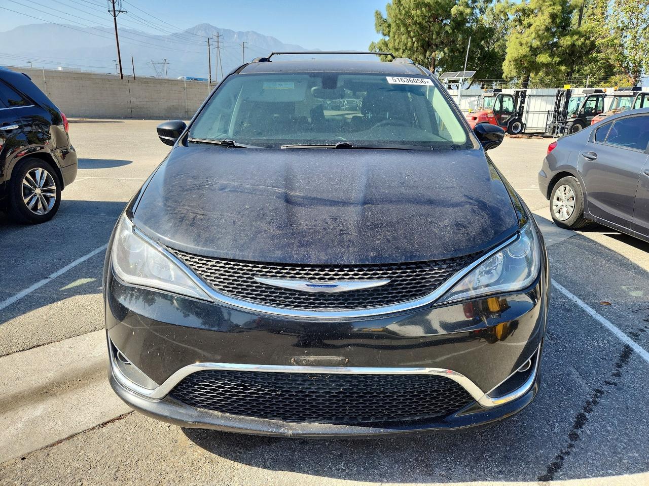 Chrysler Pacifica Touring L
