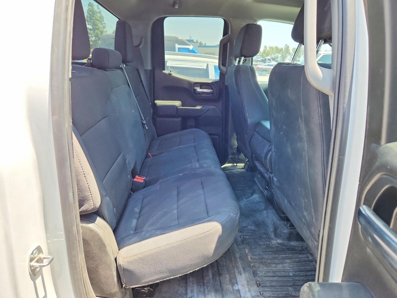 Chevrolet Silverado C1500