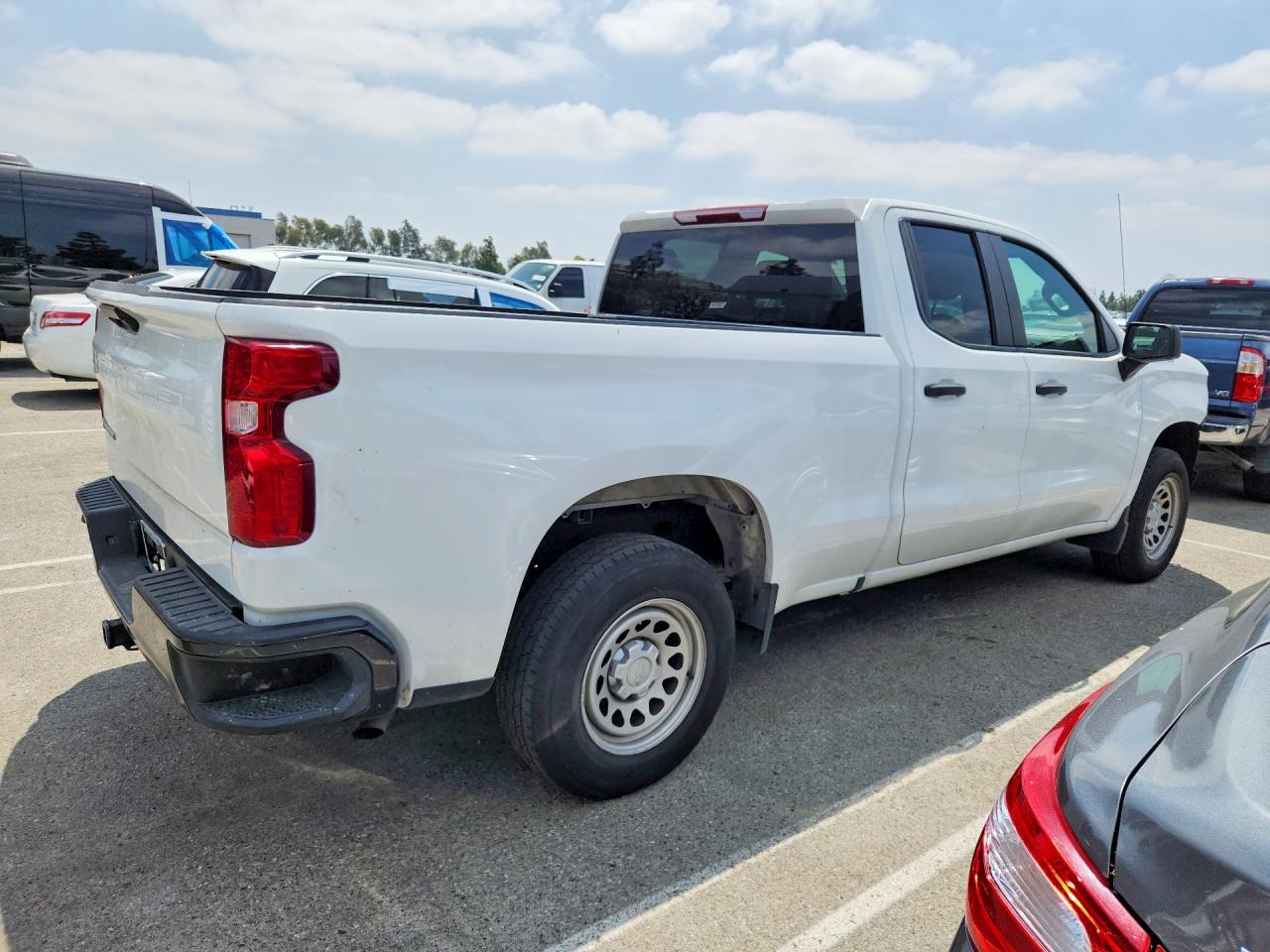 Chevrolet Silverado C1500