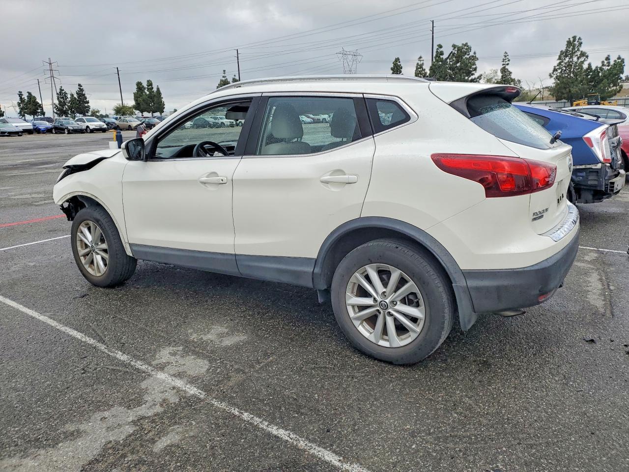 Nissan Rogue Sv
