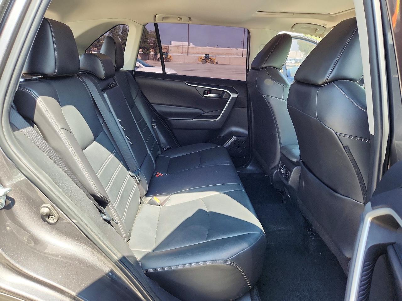 Toyota RAV4 Xle Premium