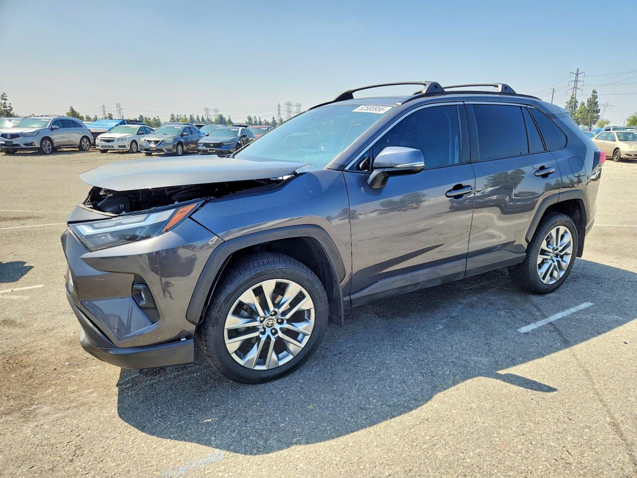 Salvage Toyota RAV4 Image