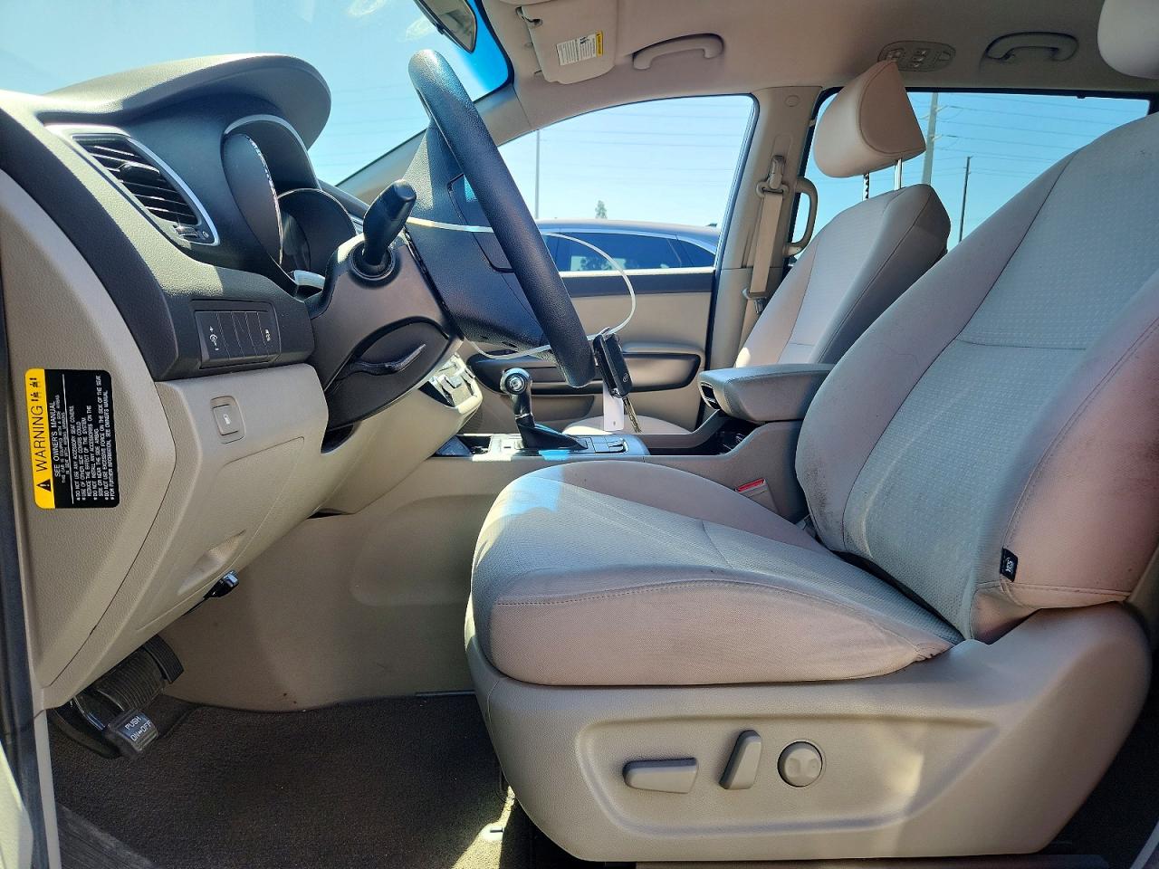 Kia Sedona Lx
