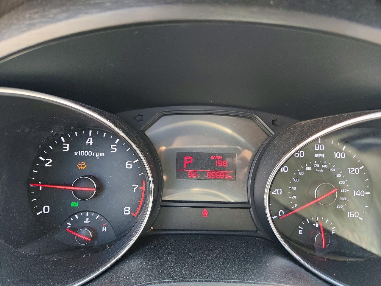 Kia Sedona Lx