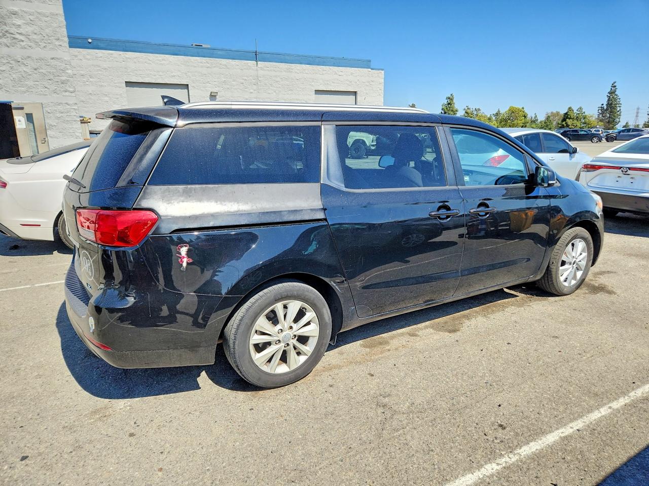 Kia Sedona Lx
