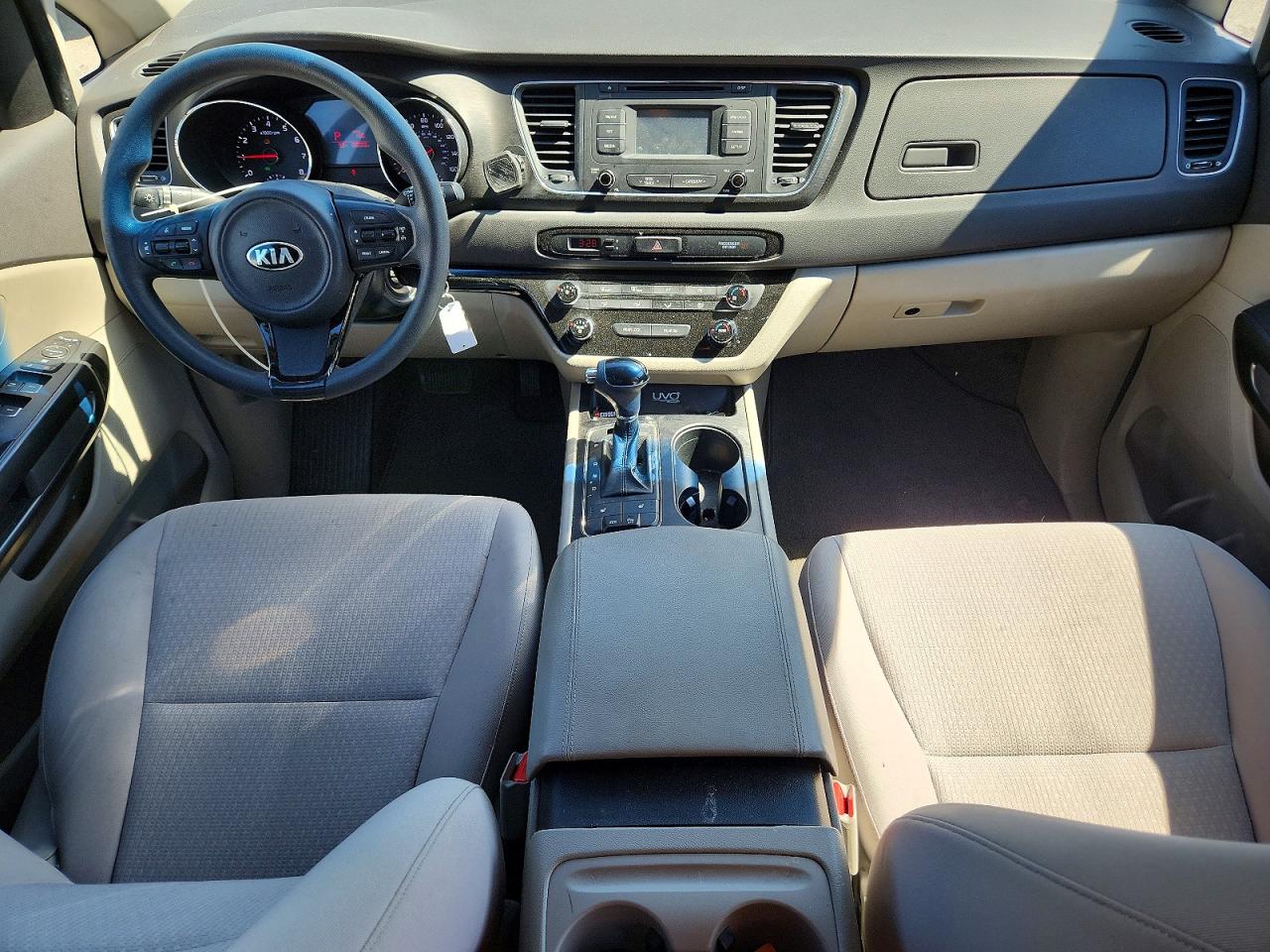 Kia Sedona Lx