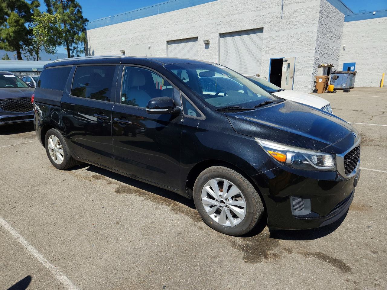 Kia Sedona Lx