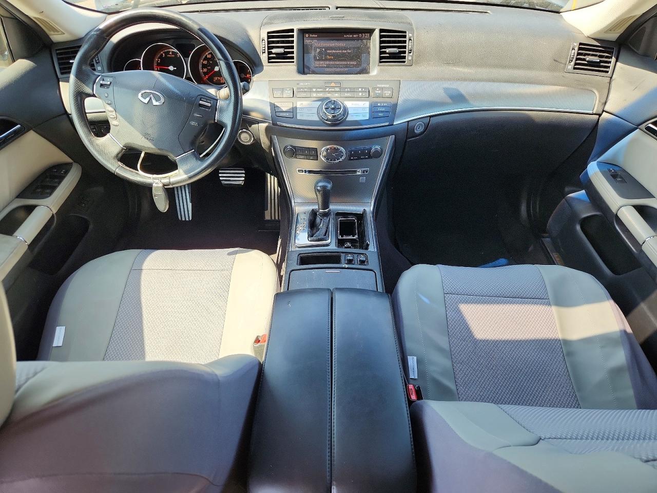 INFINITI M35 Base