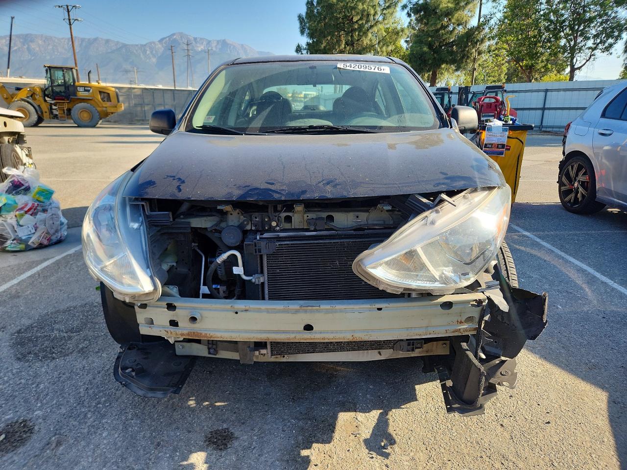 Nissan Versa 1.6 S