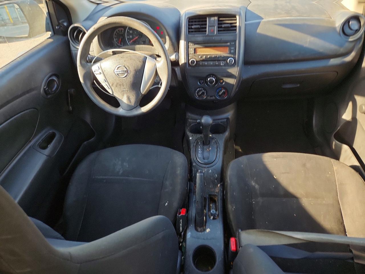 Nissan Versa 1.6 S