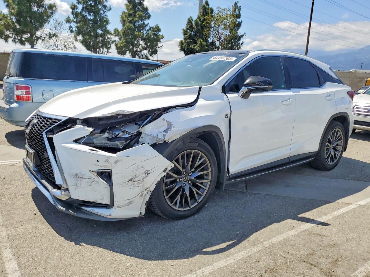 Salvage Lexus RX Image