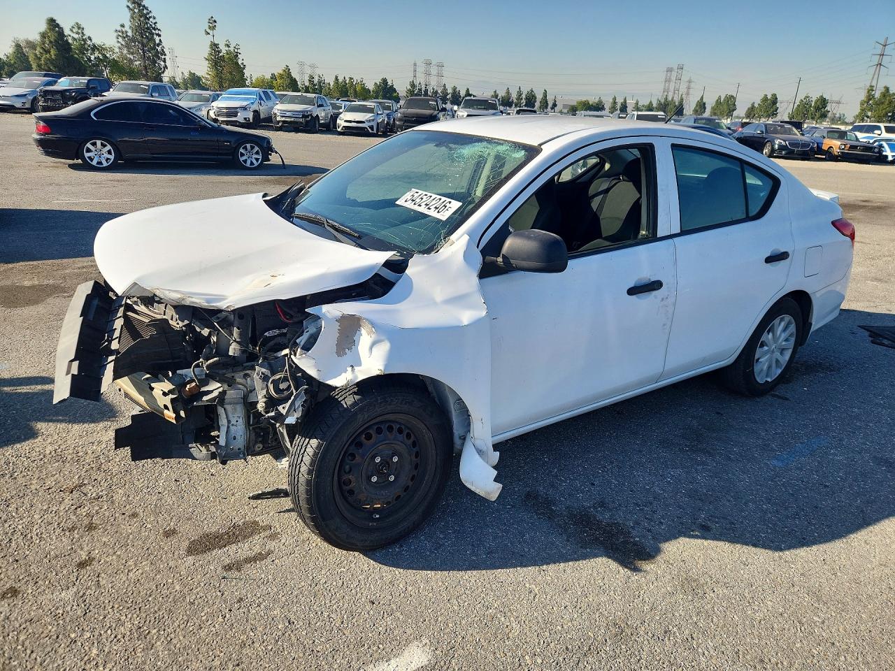 Salvage Nissan Versa Image