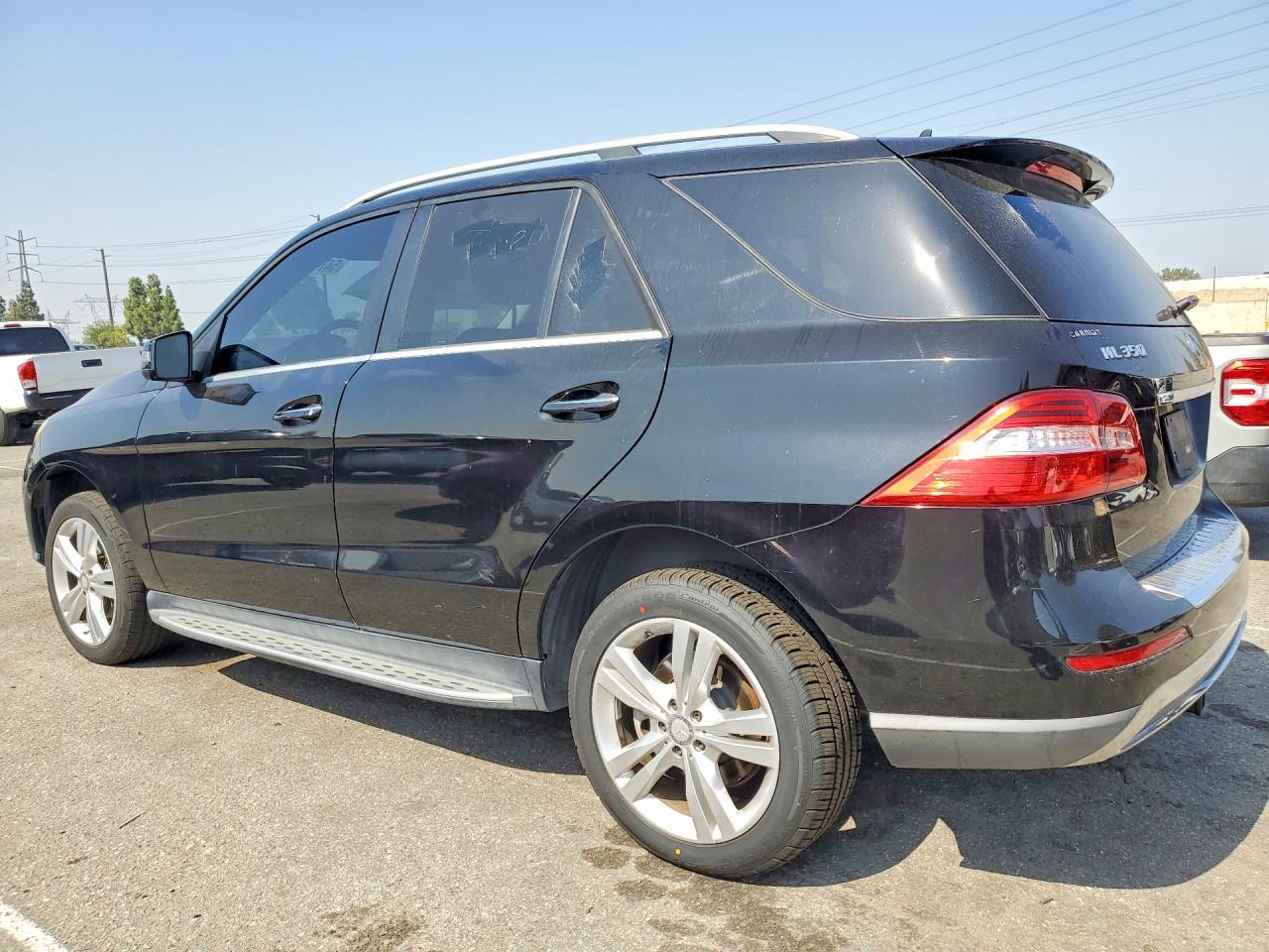 Mercedes-Benz M-Class 350