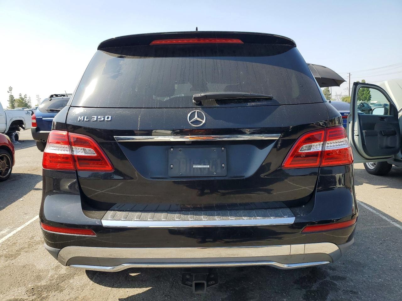 Mercedes-Benz M-Class 350