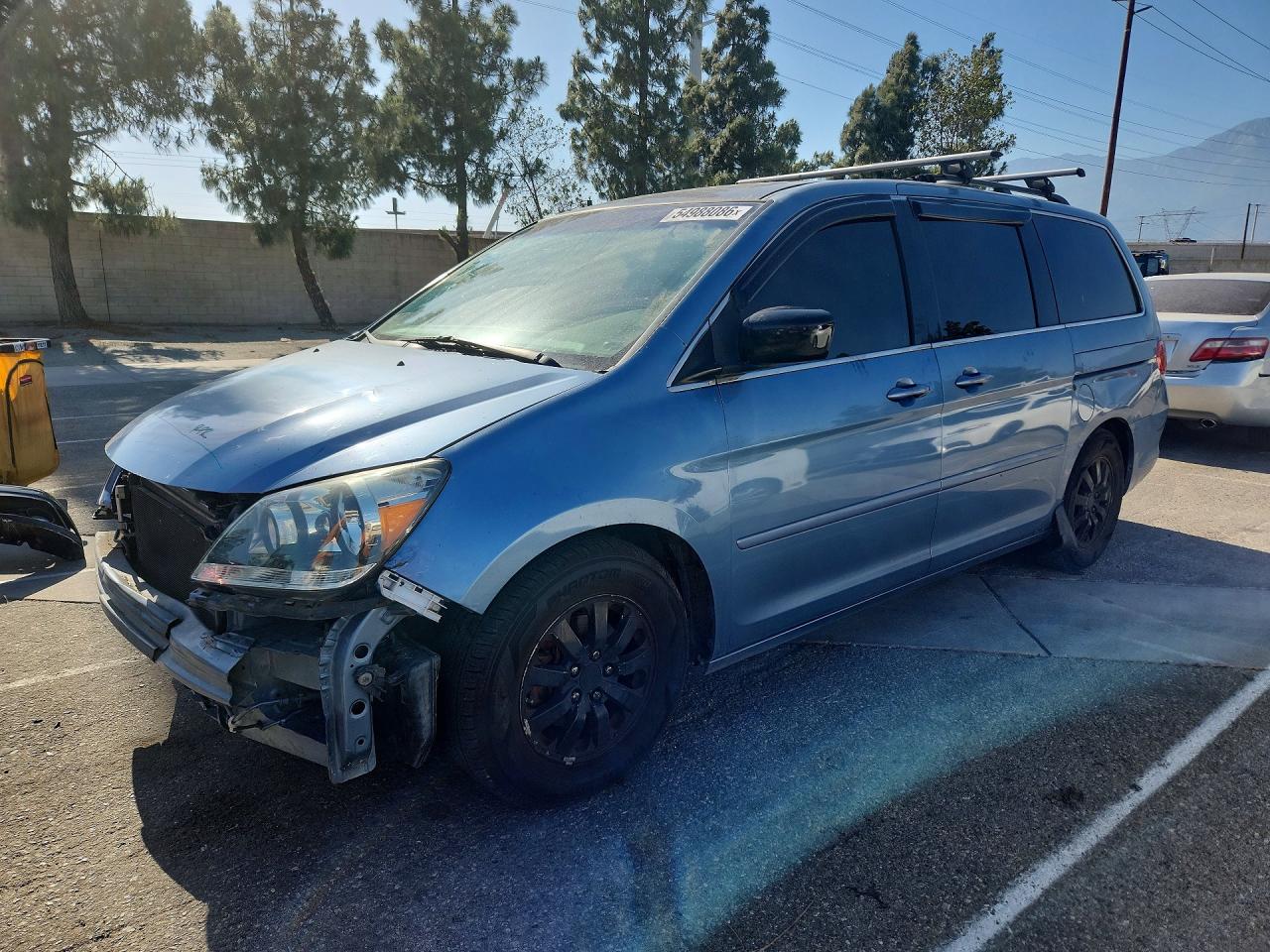 Salvage Honda Odyssey Image
