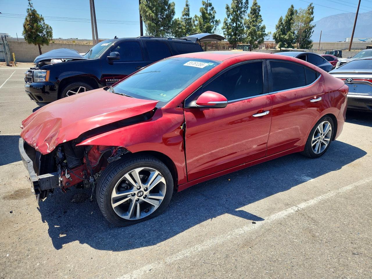 Salvage Hyundai ELANTRA Image