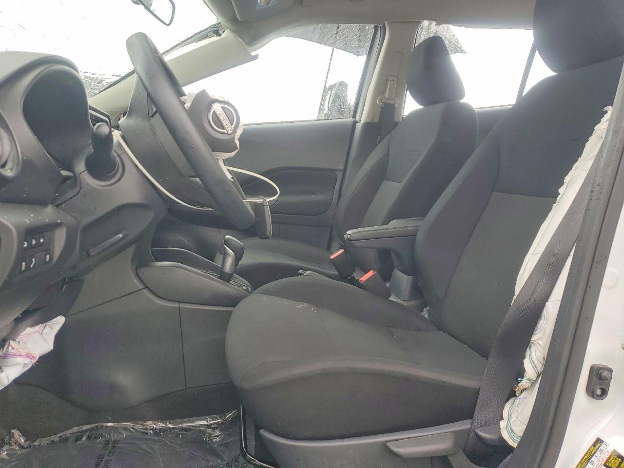 Nissan Kicks Play S