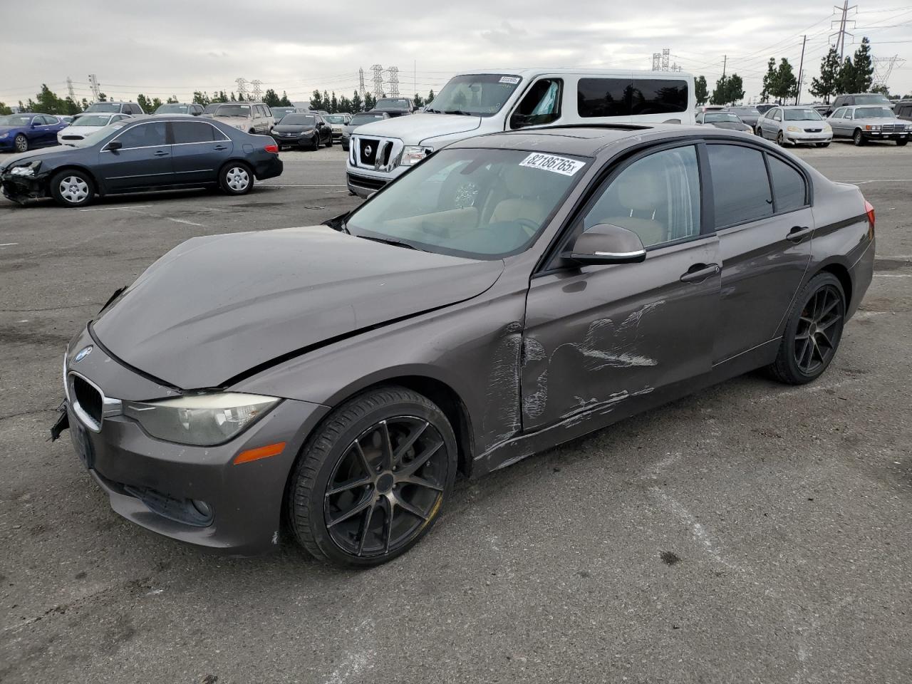 Salvage BMW 3 Series Image