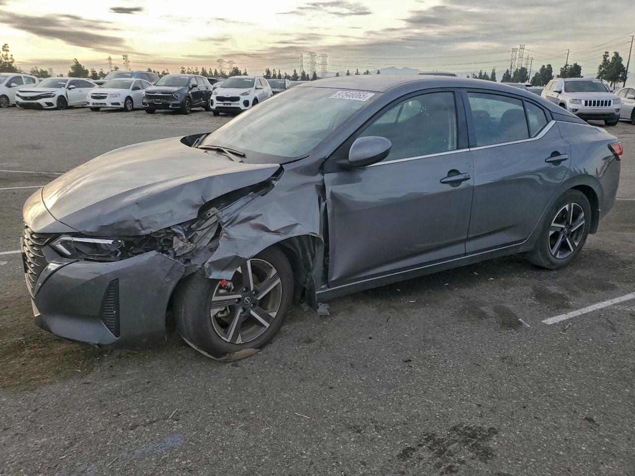 Salvage Nissan Sentra Image
