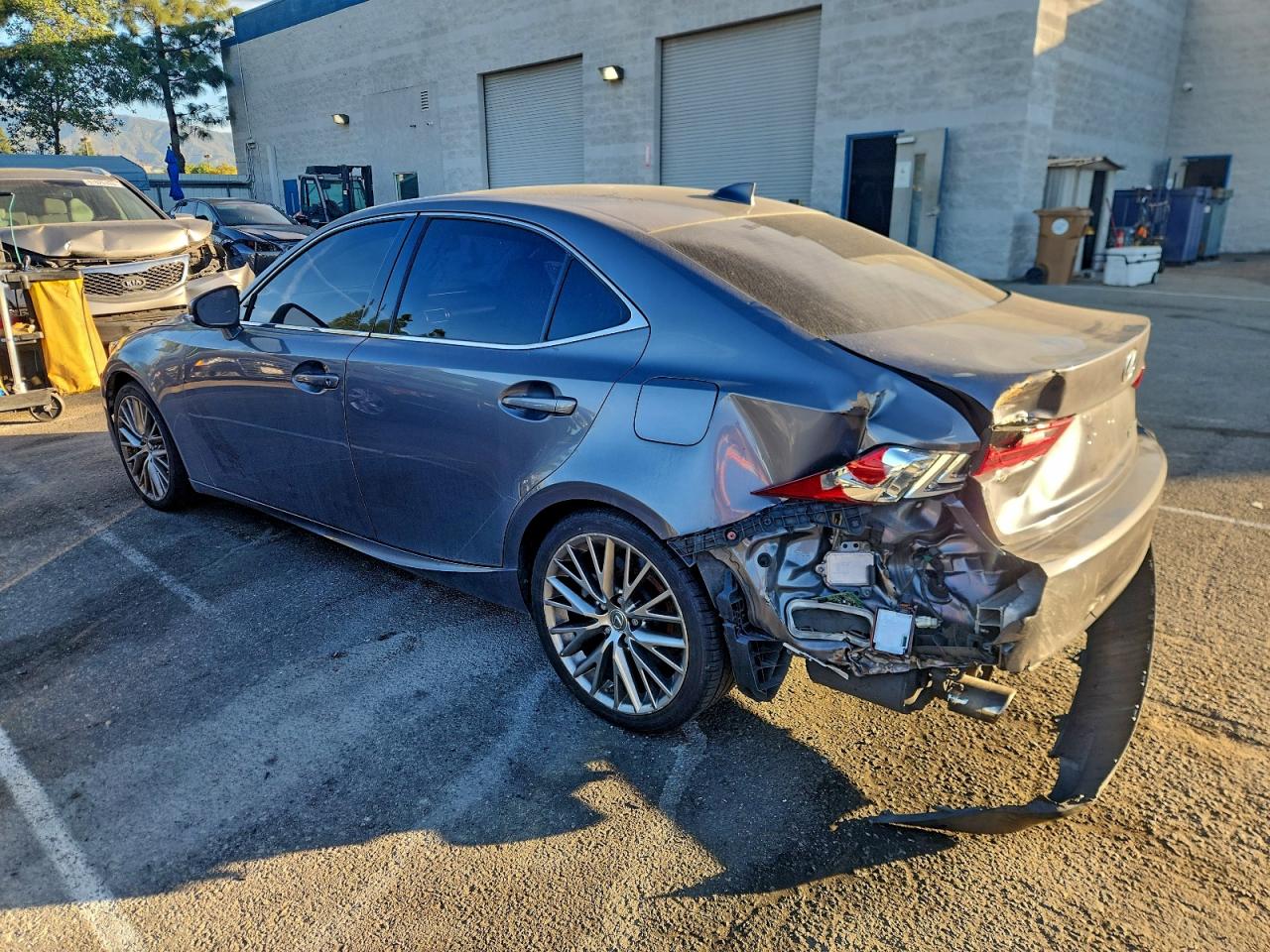 Lexus Is Base