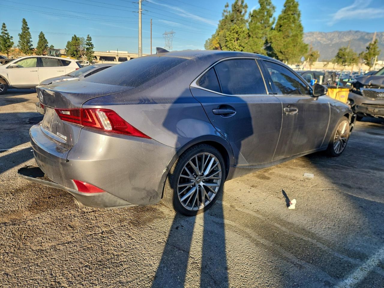 Lexus Is Base