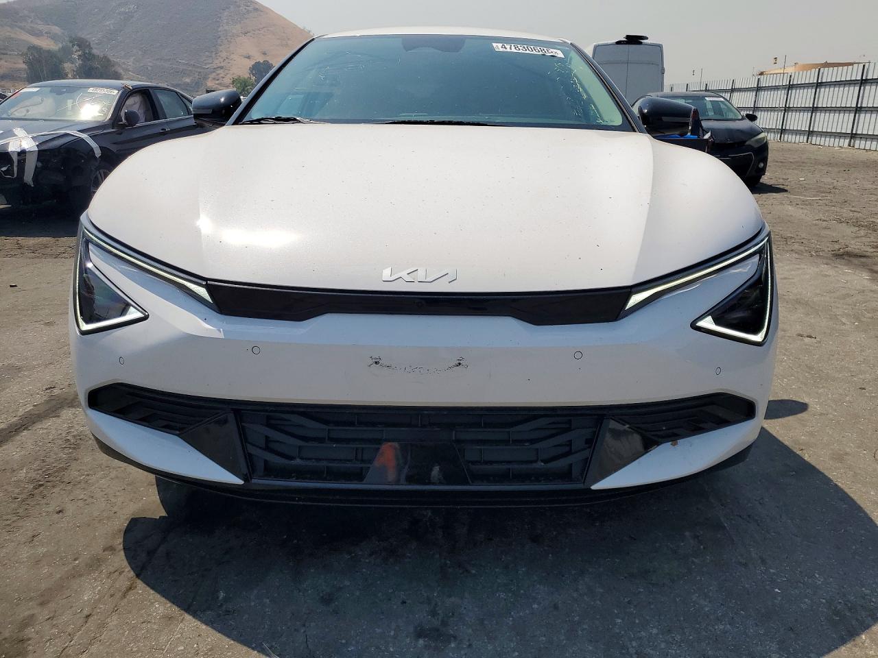 Kia EV6 Wind