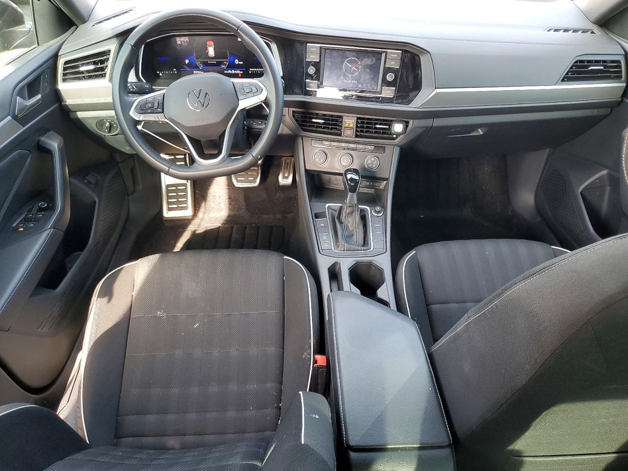 Volkswagen Jetta Sport