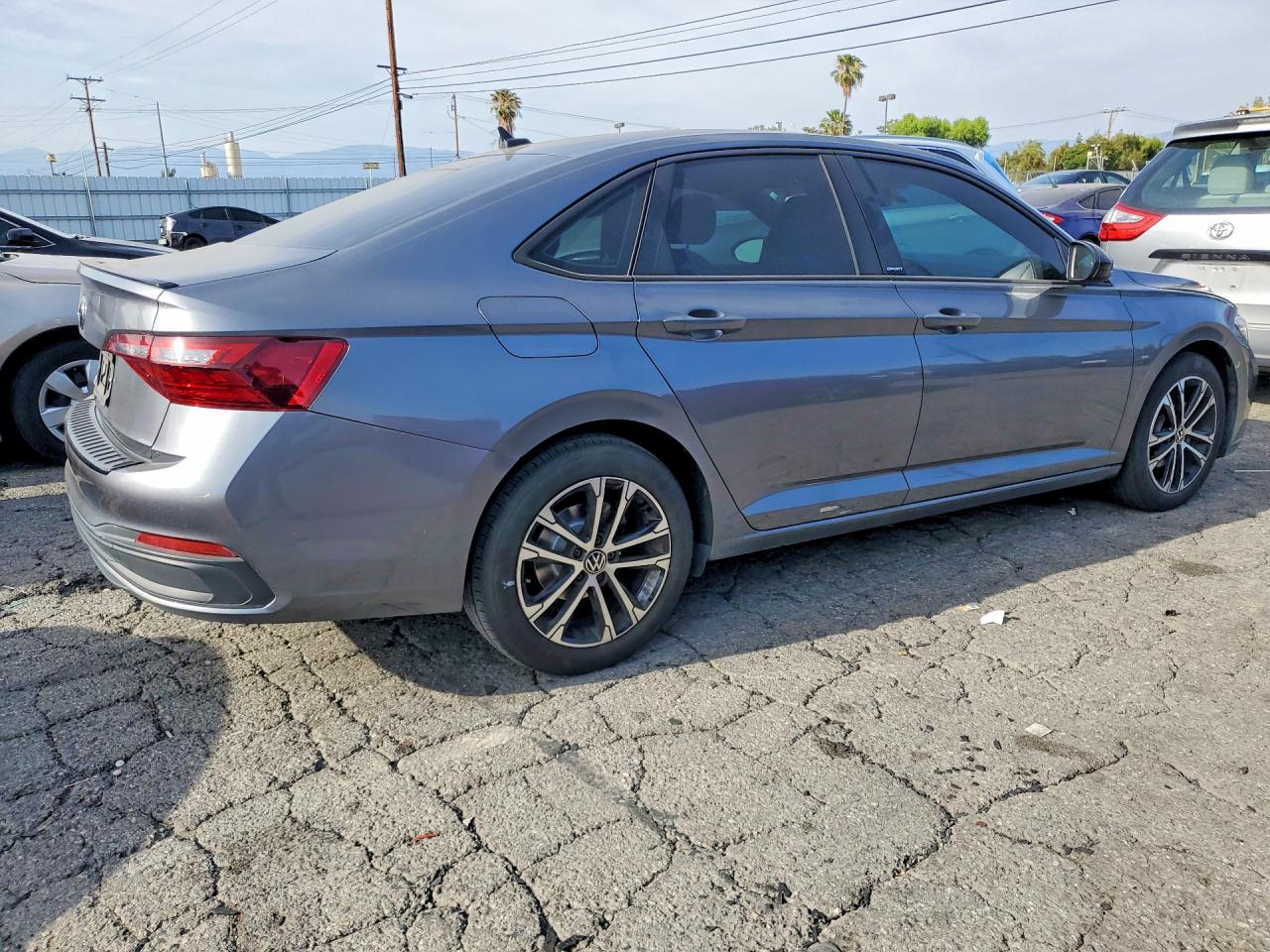 Volkswagen Jetta Sport
