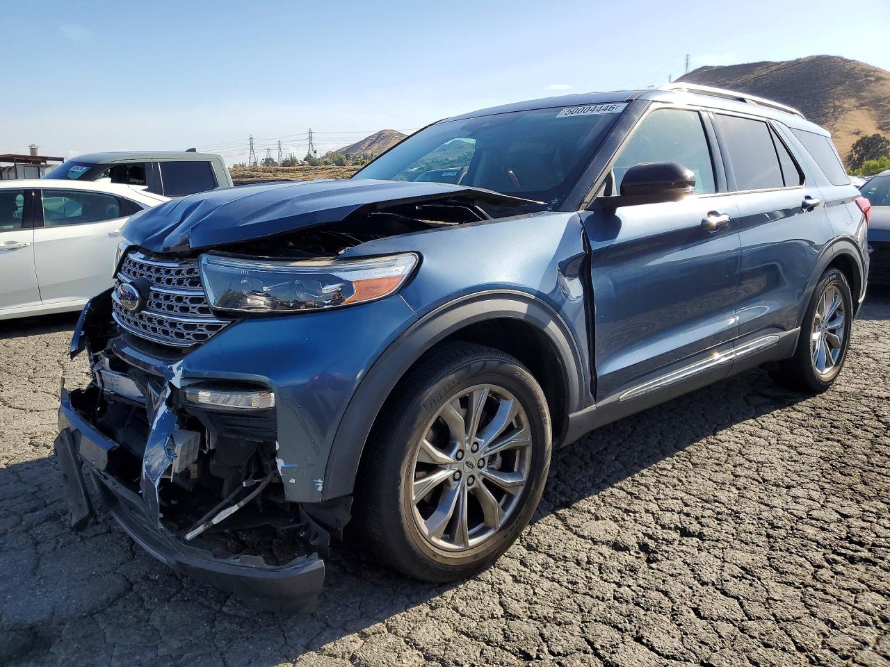 Salvage Ford Explorer Image