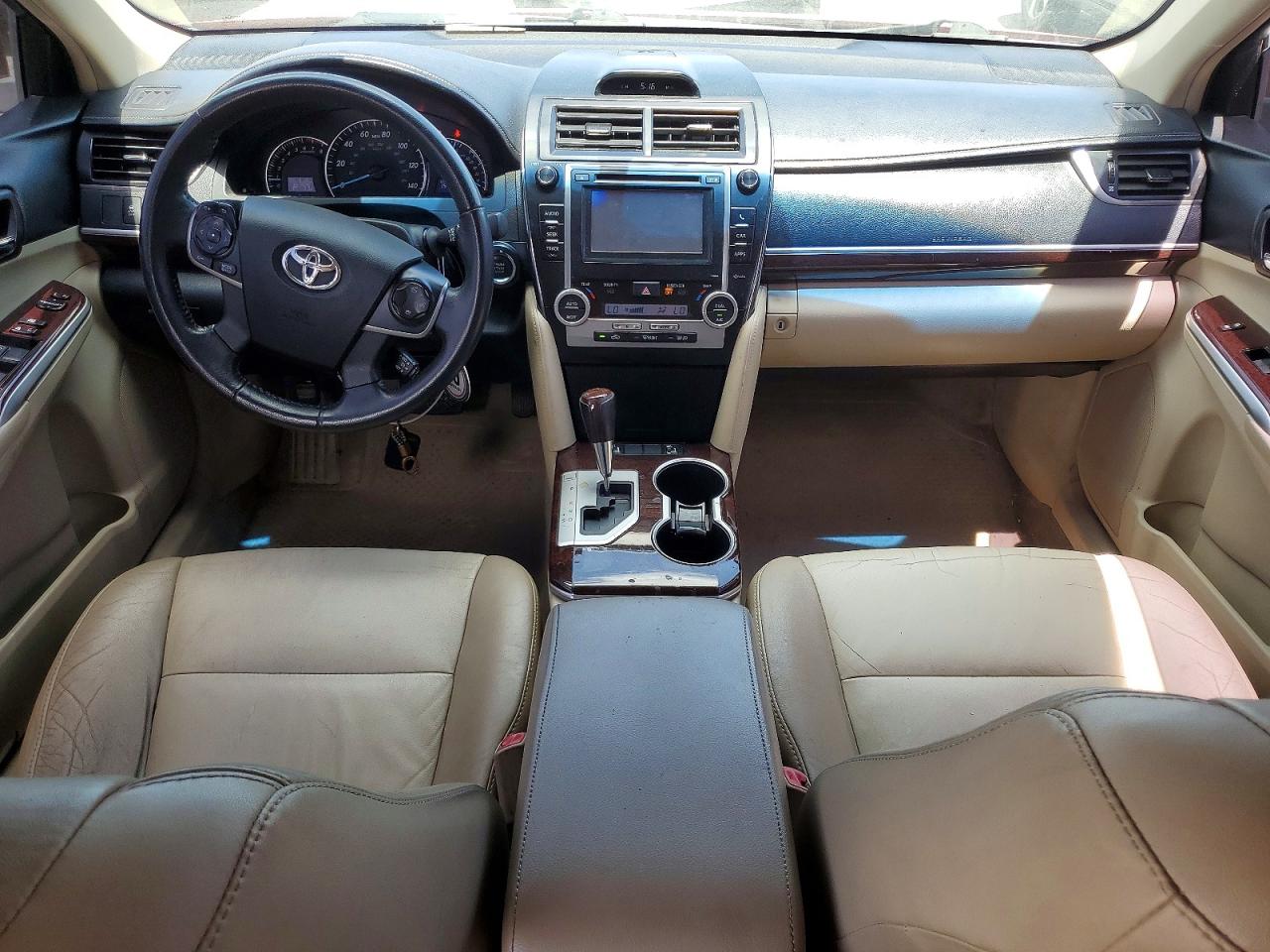 Toyota Camry Xle