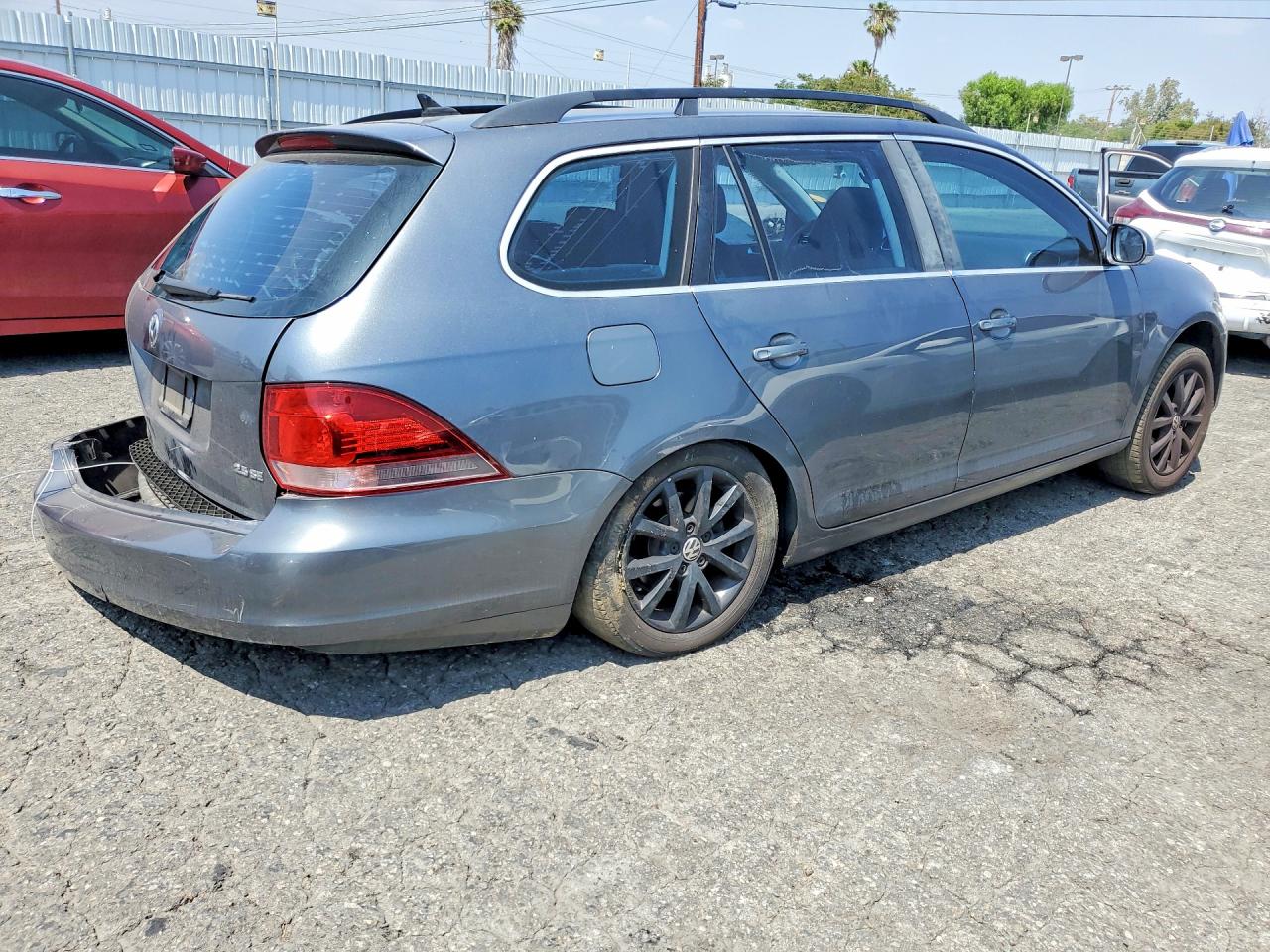 Volkswagen Jetta S
