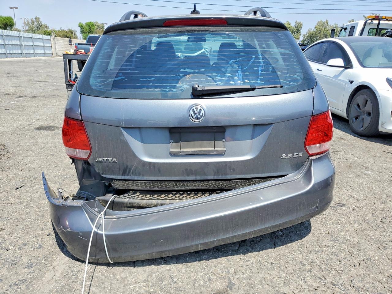 Volkswagen Jetta S