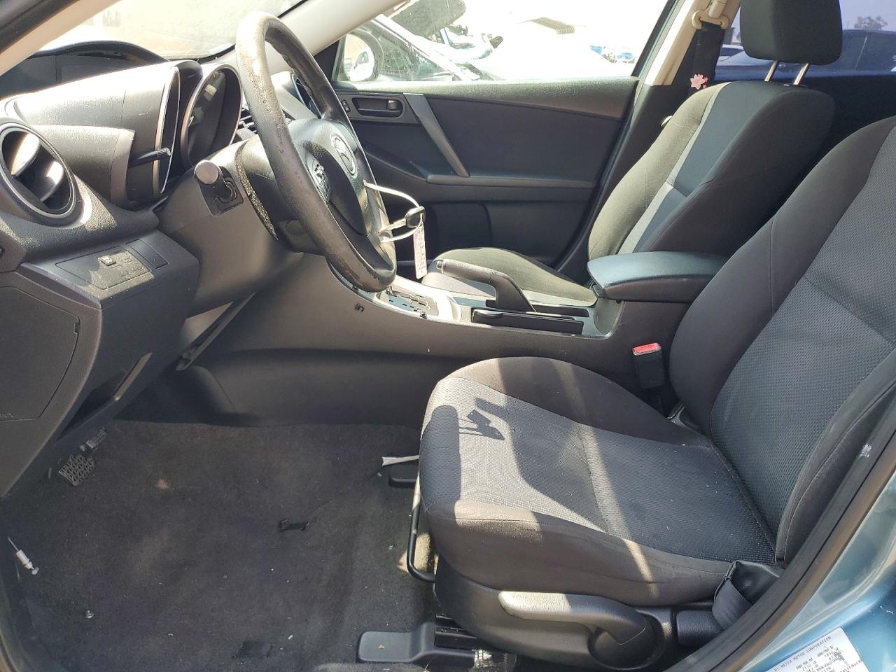 Mazda 3 I
