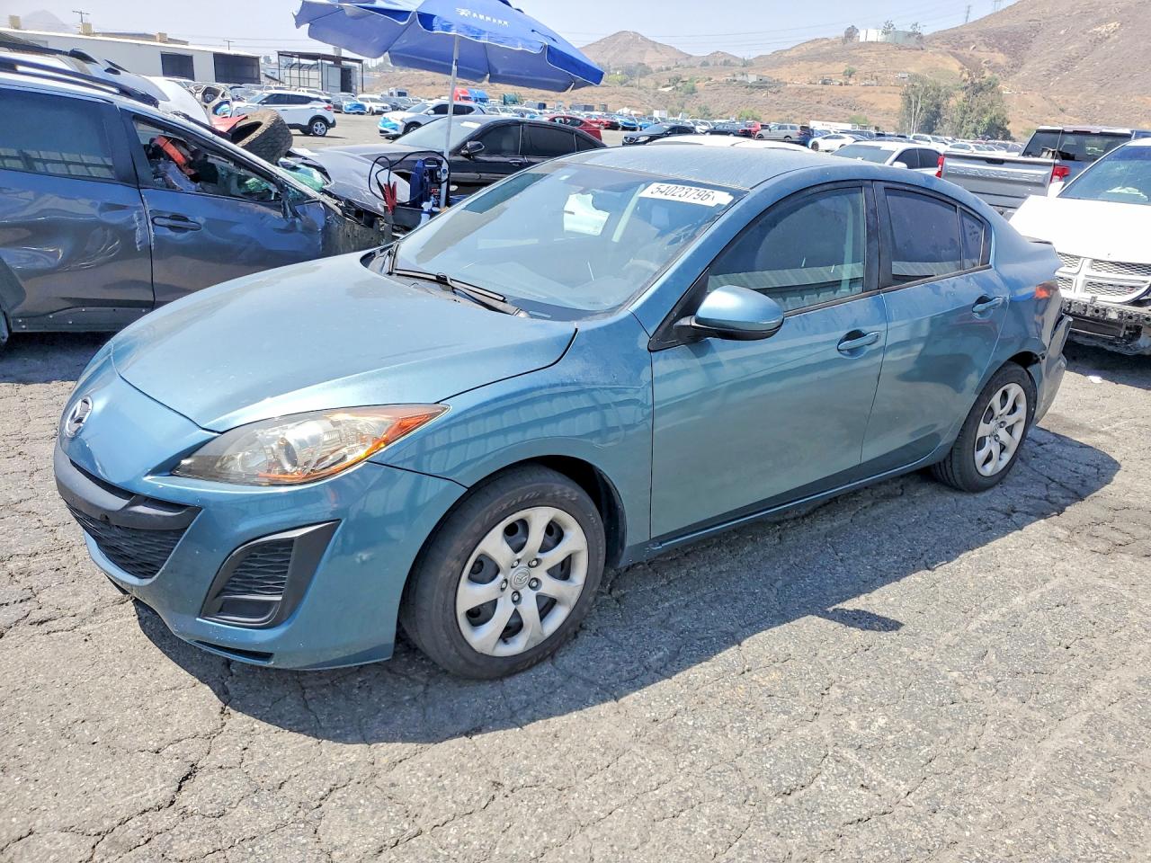 Salvage Mazda 3 Image