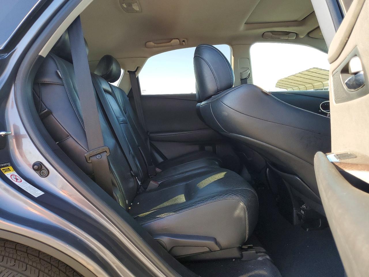 Lexus RX Base