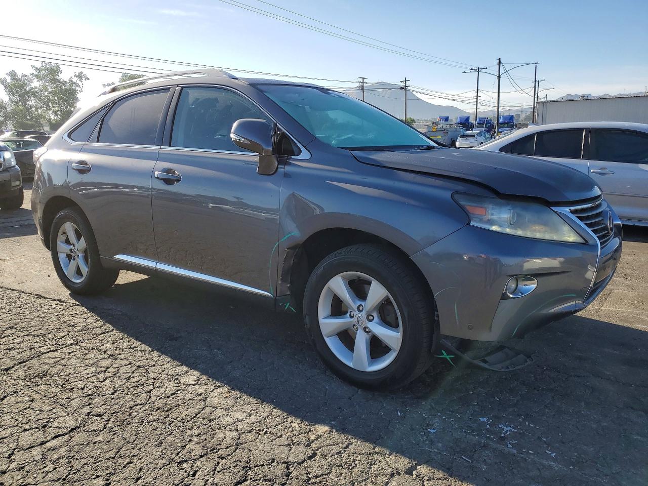 Lexus RX Base