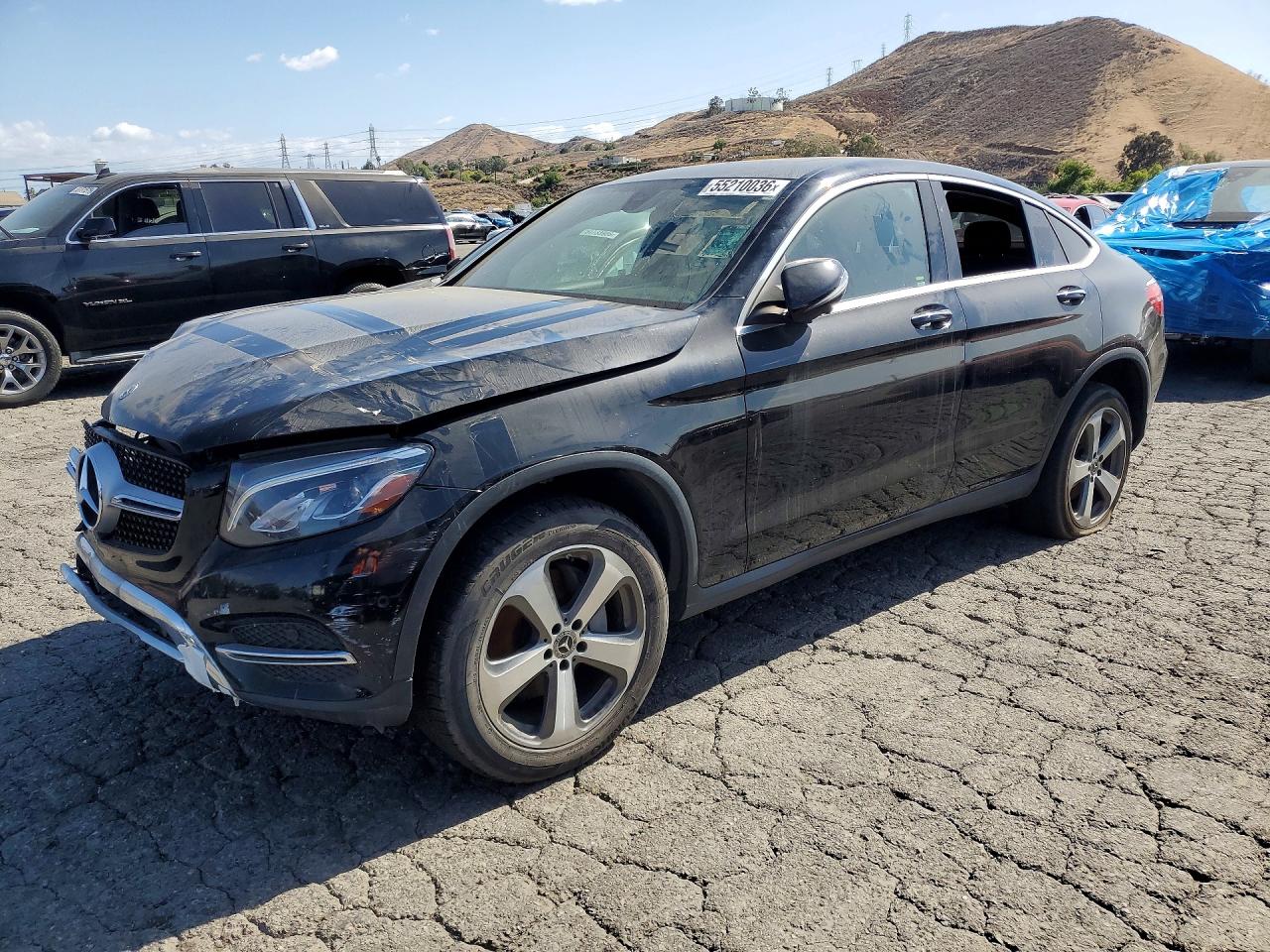Salvage Mercedes-Benz GLC Image