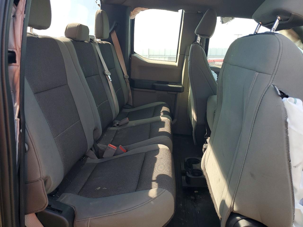 Ford F-150 Super Cab