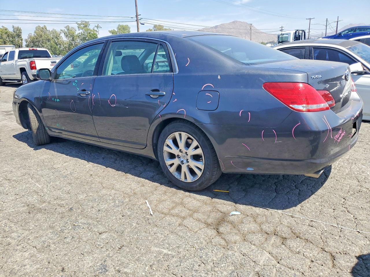 Toyota Avalon Xls