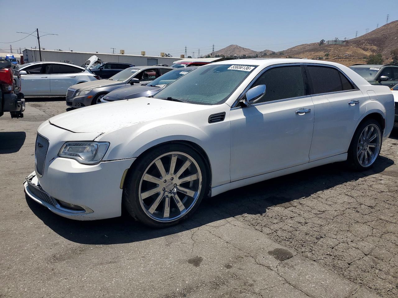 Salvage Chrysler 300 Image