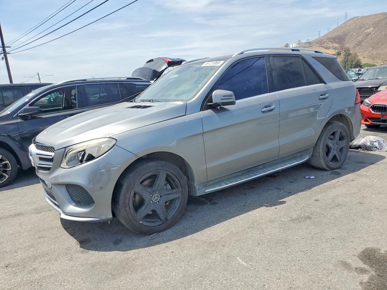 Salvage Mercedes-Benz GLE Image