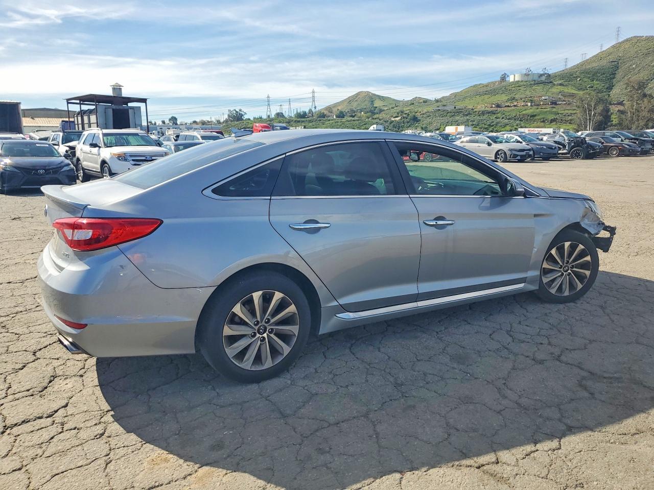 Hyundai SONATA Sport