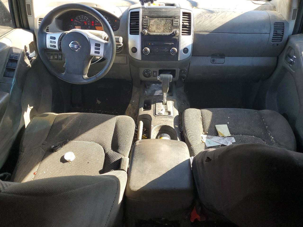 Nissan Frontier Sv