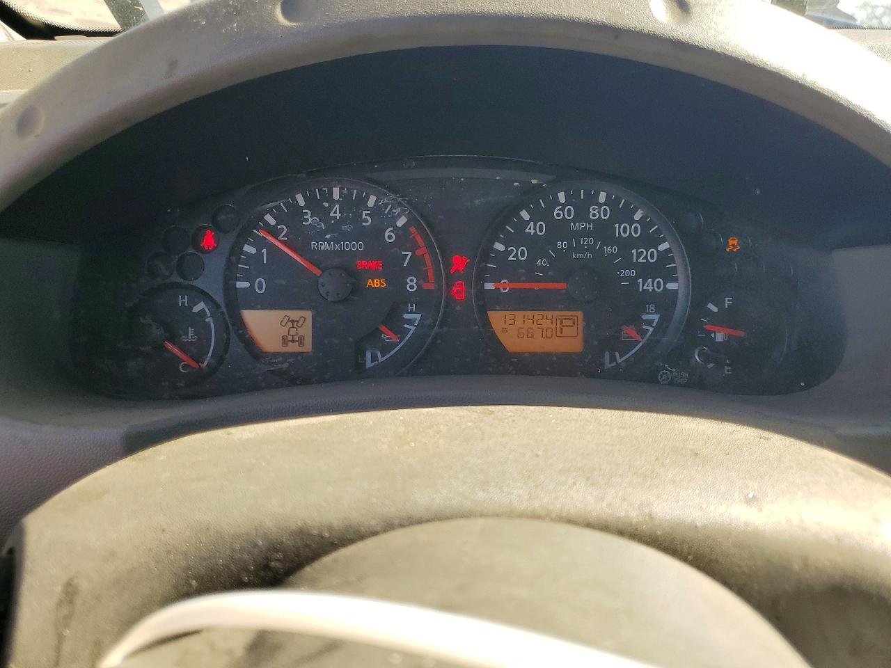 Nissan Frontier Sv