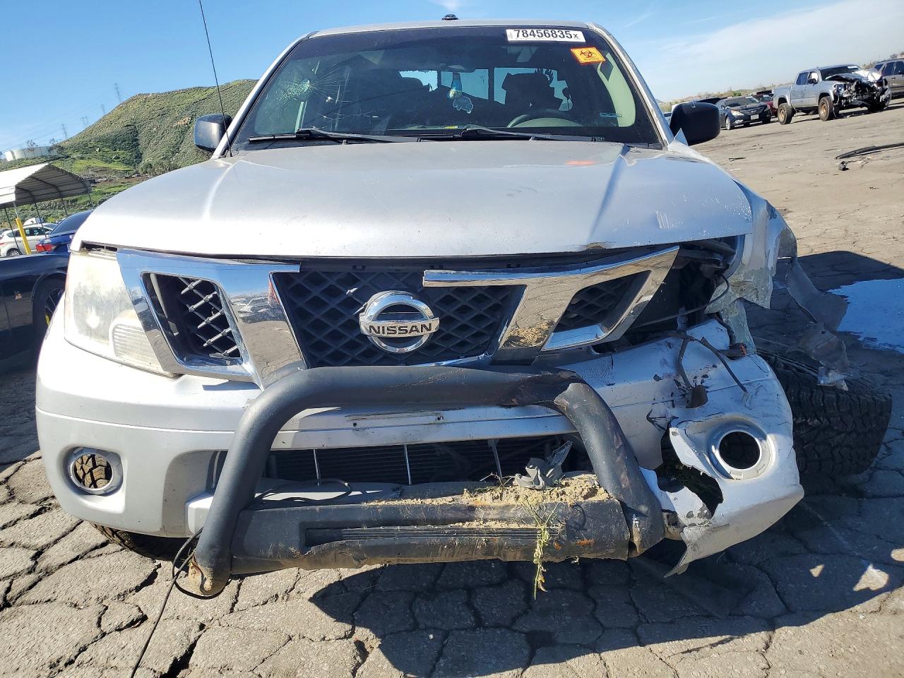 Nissan Frontier Sv