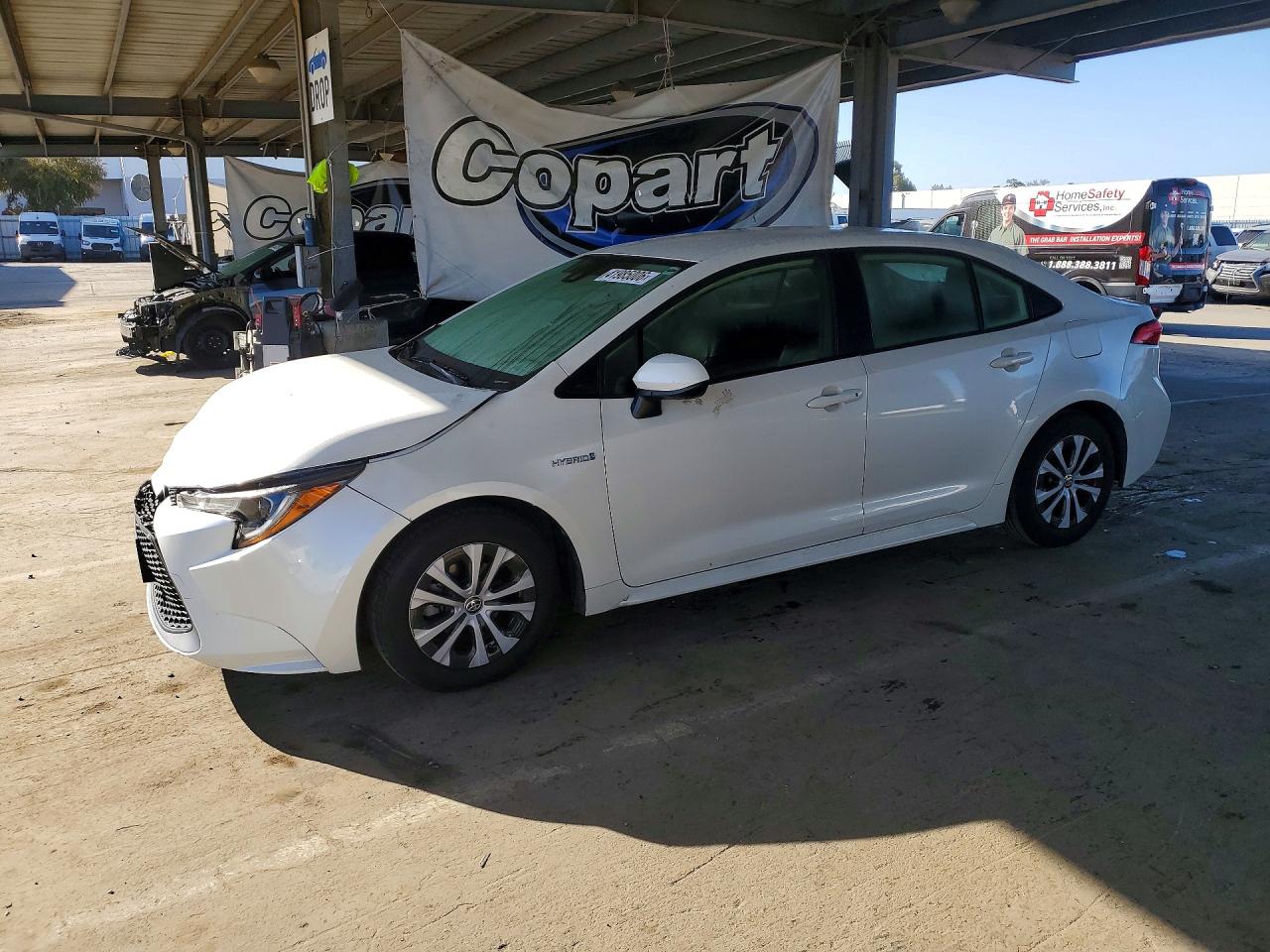 Salvage Toyota Corolla Image