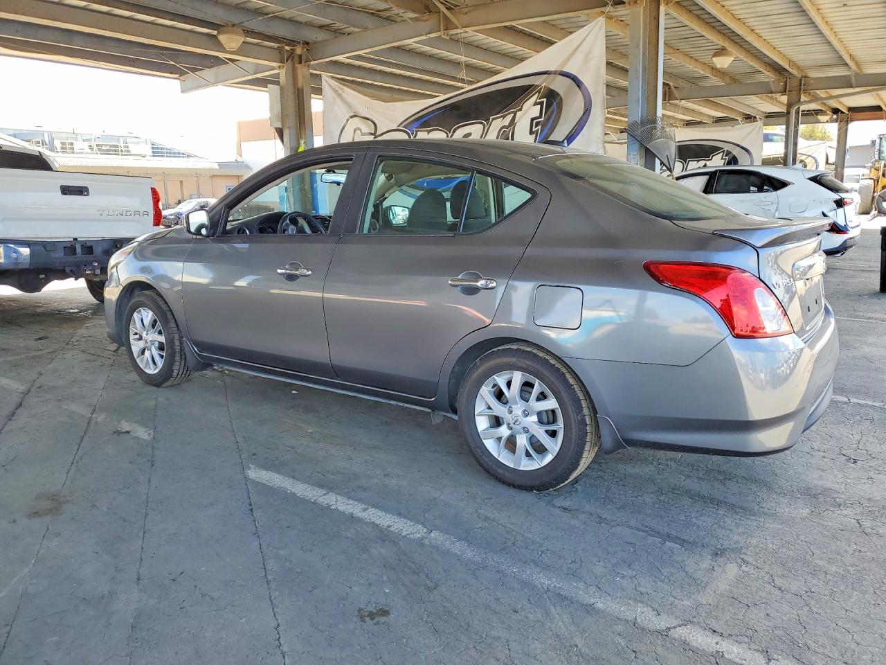 Nissan Versa 1.6 S