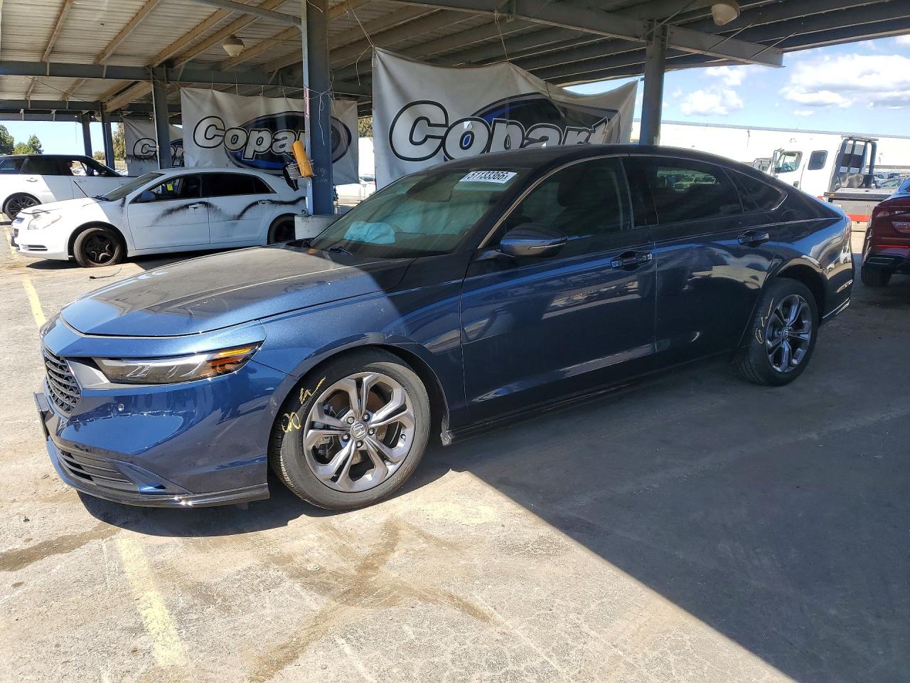 Salvage Honda Accord Image