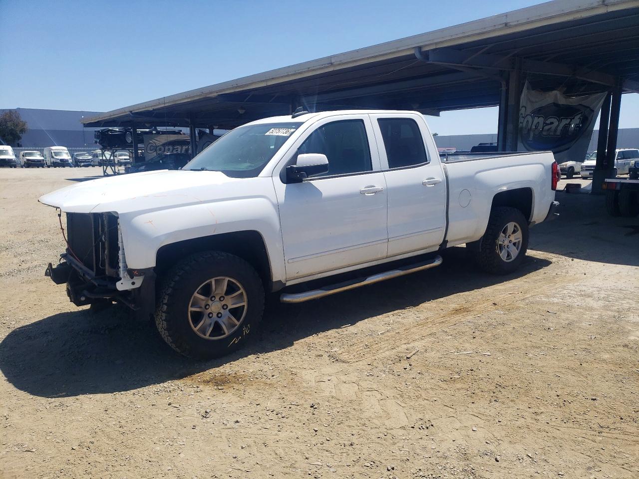 Salvage Chevrolet Silverado Image